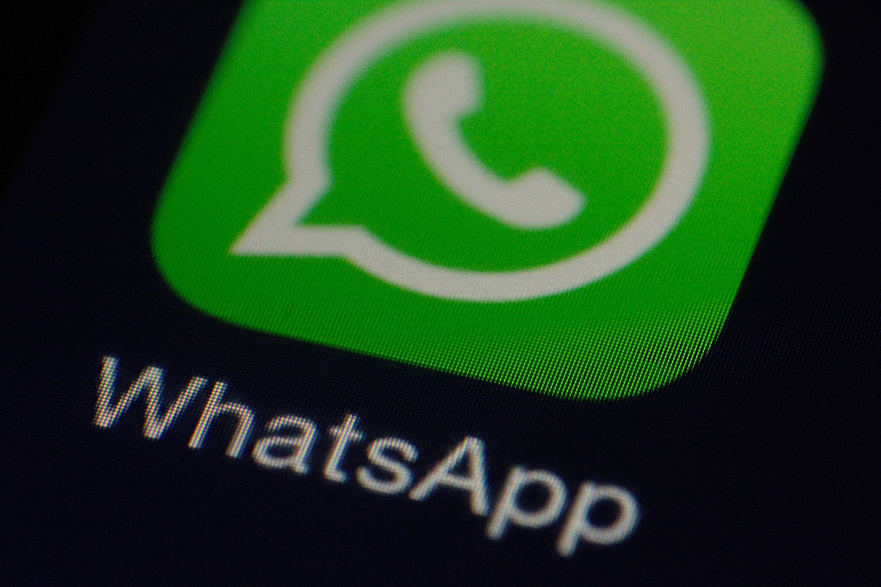 2. WhatsApp（ワッツアップ）は「商談のあとの雑談」に強い